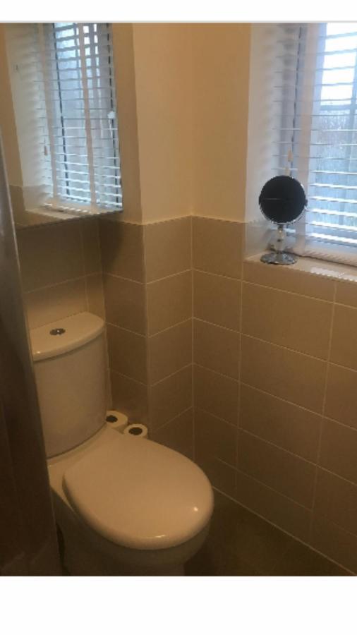 Double Room With En-Suite. Central For North West Rainhill Esterno foto
