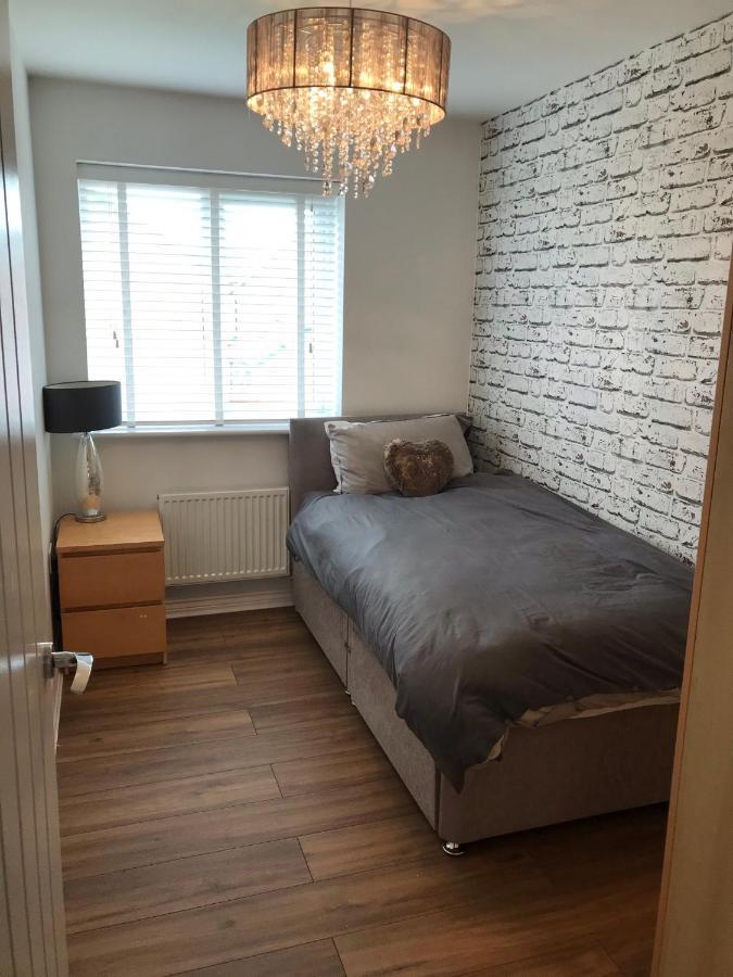 Double Room With En-Suite. Central For North West Rainhill Esterno foto
